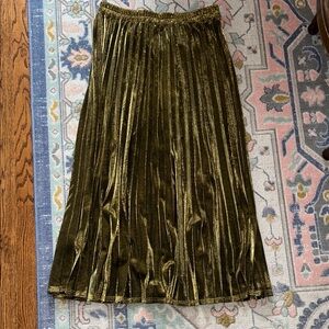 NWT CHARTOU Women's Metallic Shimmer Accordion Pleated Long Maxi Skirt